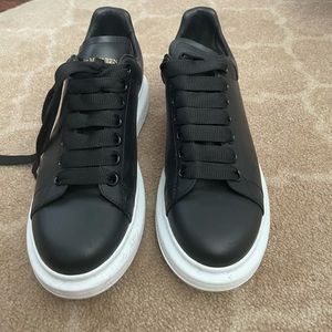 Alexander McQueen Sneakers size 7!